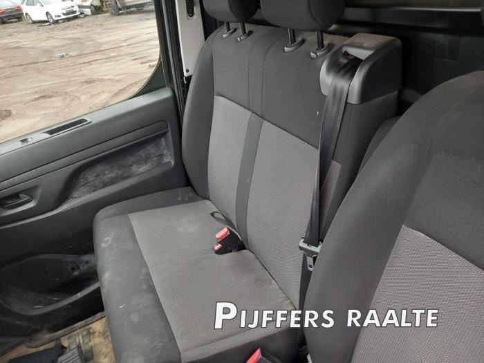 Opel Vivaro 2.0 Diesel 145 Épave (2023)