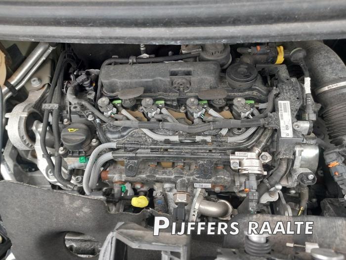 Opel Vivaro 2.0 Diesel 145 Épave (2023)