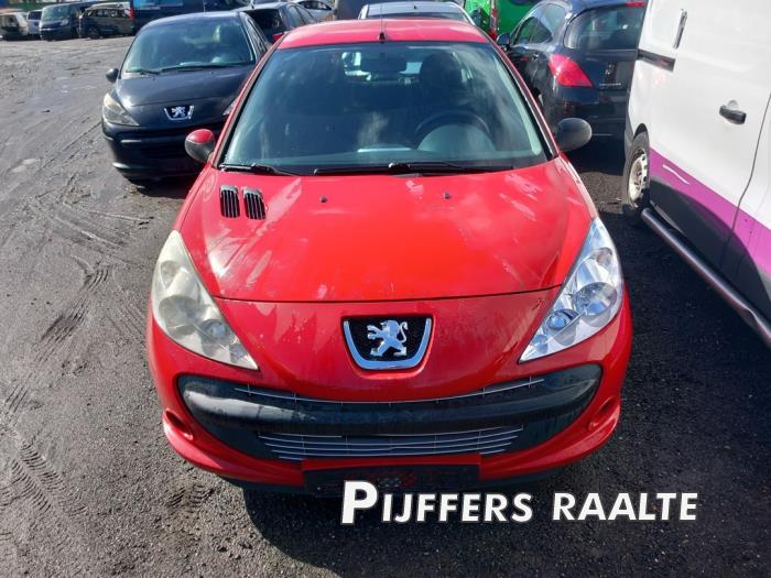 Peugeot 206+ 1.4 XS Épave (2010, Rouge)