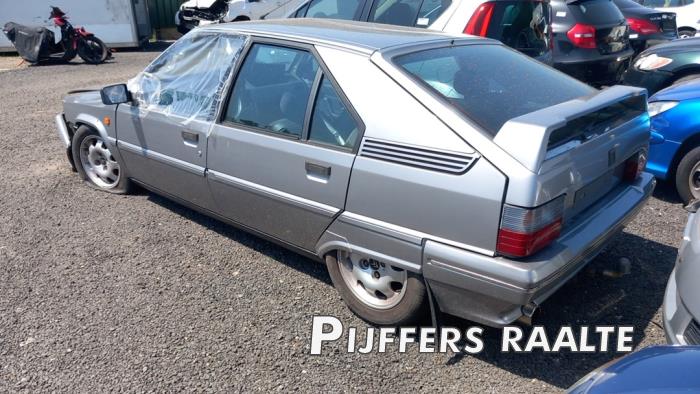 Citroen BX 1.1 -> 1.6 16 Ri,TRI,TGI,TGS,TZi,Image Épave (1991, Gris)