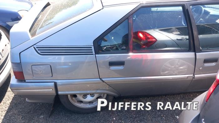 Citroen BX 1.1 -> 1.6 16 Ri,TRI,TGI,TGS,TZi,Image Épave (1991, Gris)