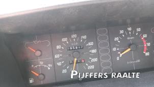 Citroen BX 1.1 -> 1.6 16 Ri,TRI,TGI,TGS,TZi,Image Épave (1991, Gris)