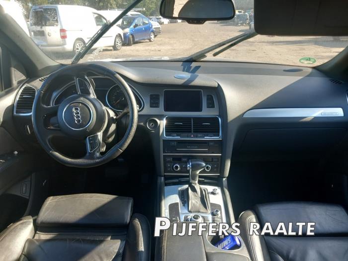 Audi Q7 3.0 TDI V6 24V Clean Diesel Samochód złomowany (2013, Szary)