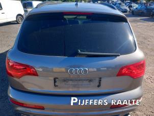 Audi Q7 3.0 TDI V6 24V Clean Diesel Samochód złomowany (2013, Szary)