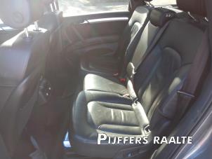 Audi Q7 3.0 TDI V6 24V Clean Diesel Samochód złomowany (2013, Szary)