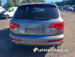 Audi Q7 3.0 TDI V6 24V Clean Diesel Samochód złomowany (2013, Szary)
