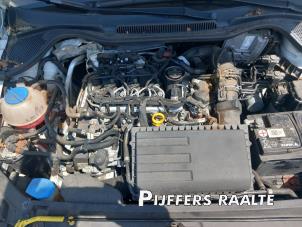 Volkswagen Polo V 1.4 TDI DPF BlueMotion technology Vehículo de desguace (2015, Blanco)