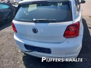 Volkswagen Polo V 1.4 TDI DPF BlueMotion technology Vehículo de desguace (2015, Blanco)