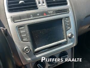 Volkswagen Polo V 1.4 TDI DPF BlueMotion technology Vehículo de desguace (2015, Blanco)