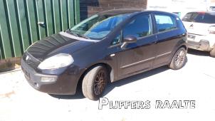 Fiat Punto Evo 1.4 Vehículo de desguace (2010, Negro)