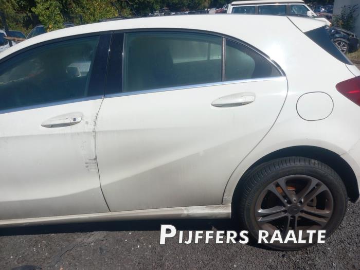 Mercedes A 1.6 A-160 16V Vehículo de desguace (2017, Blanco)
