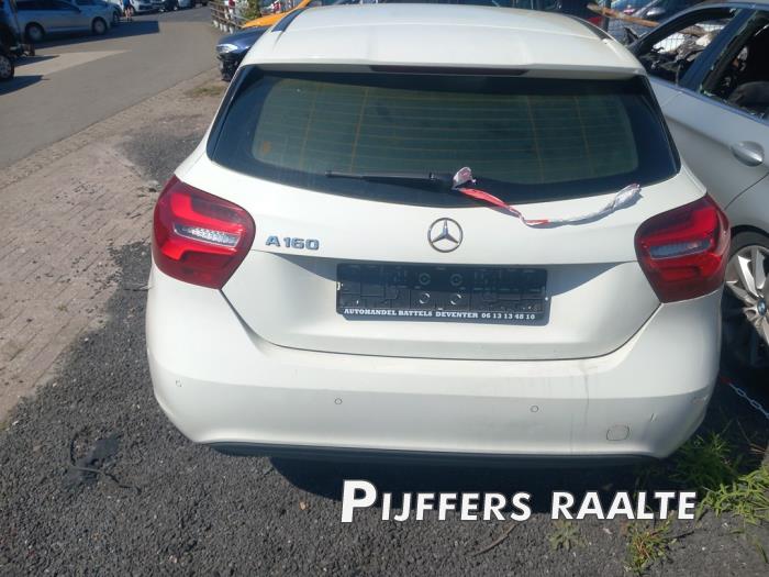 Mercedes A 1.6 A-160 16V Vehículo de desguace (2017, Blanco)