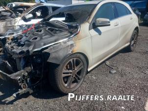 Mercedes A 1.6 A-160 16V Vehículo de desguace (2017, Blanco)