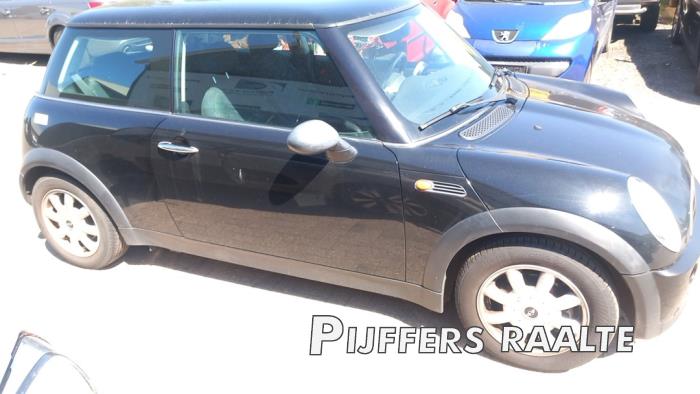 Mini Mini Open 1.6 16V Cooper Vehículo de desguace (2005, Negro)
