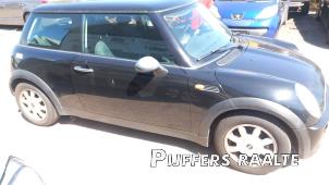 Mini Mini Open 1.6 16V Cooper Vehículo de desguace (2005, Negro)