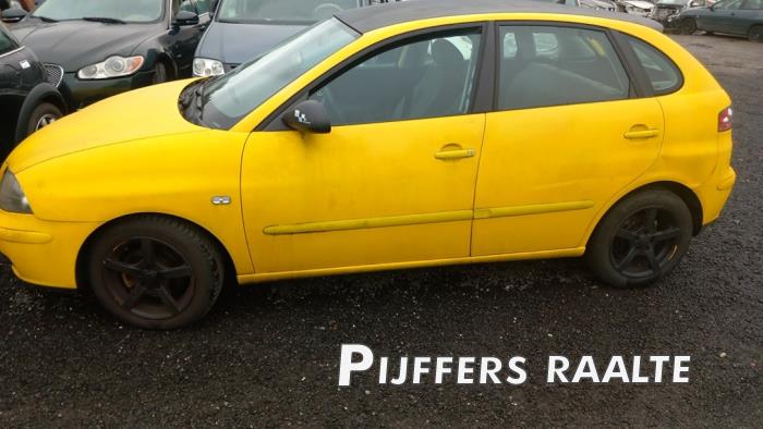 Seat Ibiza III 1.4 16V 75  (Rozbiórka)