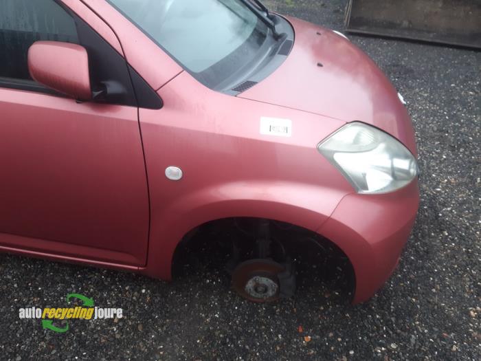 Daihatsu Sirion V Dvvt Salvage Vehicle Red