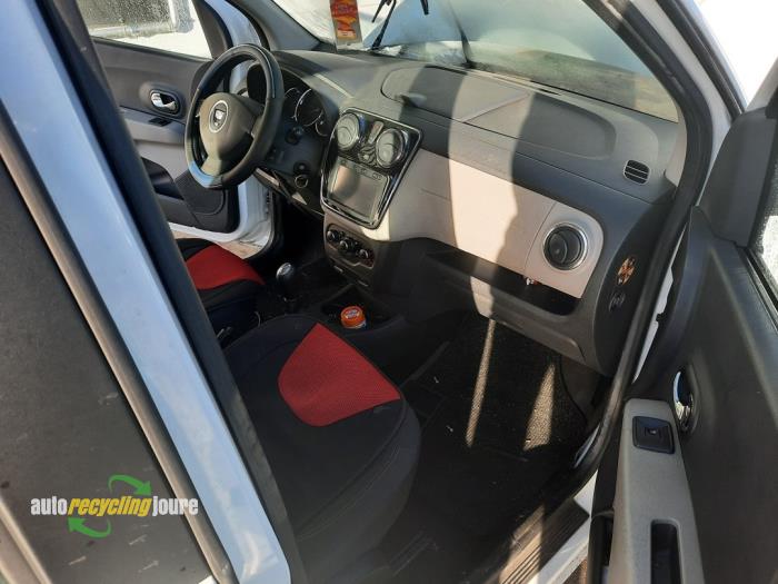 Dacia Lodgy 1.5 dCi FAP Schrottauto (2013, Weiß)
