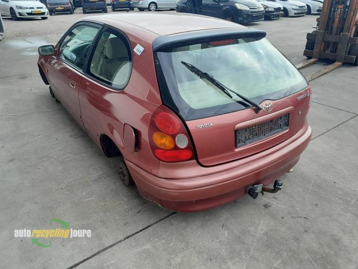 Toyota Corolla 1.3 16V Salvage vehicle (1997, Red)