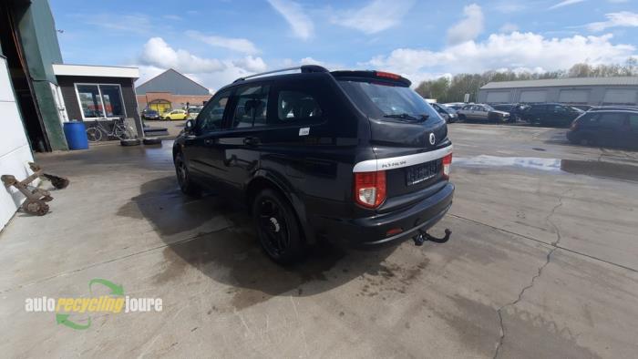 Ssang Yong Kyron 2.0 M 200 Xdi 16V 4x4 Skrotfordon (2006, ZWART)