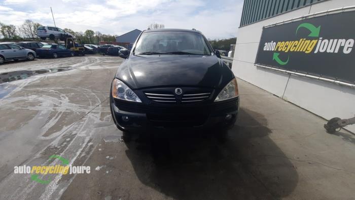 Ssang Yong Kyron 2.0 M 200 Xdi 16V 4x4 Skrotfordon (2006, ZWART)