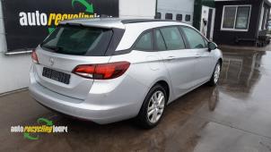 Opel Astra K Sports Tourer 1.6 CDTI 110 16V Samochód złomowany (2018, Szary)