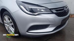 Opel Astra K Sports Tourer 1.6 CDTI 110 16V Samochód złomowany (2018, Szary)