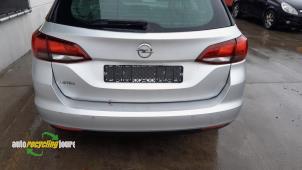 Opel Astra K Sports Tourer 1.6 CDTI 110 16V Samochód złomowany (2018, Szary)