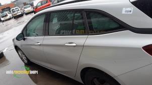 Opel Astra K Sports Tourer 1.6 CDTI 110 16V Samochód złomowany (2018, Szary)