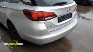 Opel Astra K Sports Tourer 1.6 CDTI 110 16V Samochód złomowany (2018, Szary)