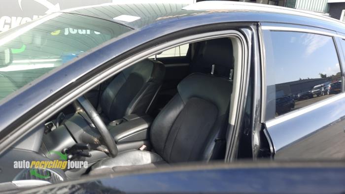 Audi Q7 3.0 TDI V6 24V Épave (2006, Noir)