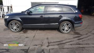 Audi Q7 3.0 TDI V6 24V Épave (2006, Noir)