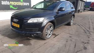Audi Q7 3.0 TDI V6 24V Épave (2006, Noir)