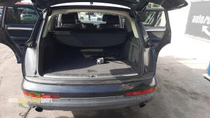 Audi Q7 3.0 TDI V6 24V Épave (2006, Noir)