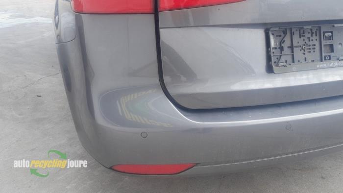 Volkswagen Touran 1.4 16V TSI 140 Vehículo de desguace (2012, Gris)