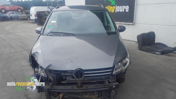 Volkswagen Touran 1.4 16V TSI 140 Vehículo de desguace (2012, Gris)