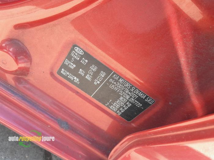 Kia Cee'd Sporty Wagon 1.4 16V Salvage vehicle (2008, Red)