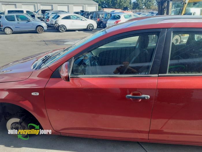 Kia Cee'd Sporty Wagon 1.4 16V Salvage vehicle (2008, Red)