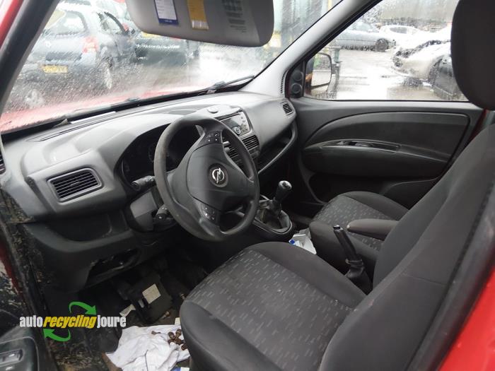 Opel Combo 1.3 CDTI 16V ecoFlex Épave (2014)