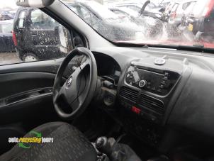 Opel Combo 1.3 CDTI 16V ecoFlex Épave (2014)