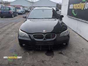 BMW 5 serie Touring 525i 24V Épave (2006, Noir)
