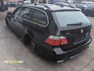BMW 5 serie Touring 525i 24V Épave (2006, Noir)