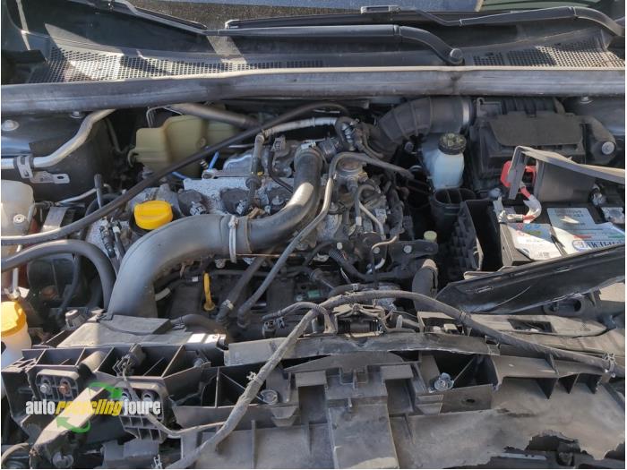Renault Megane IV 1.2 Energy TCE 130 Épave (2017, Gris)
