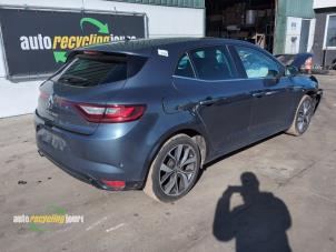 Renault Megane IV 1.2 Energy TCE 130 Épave (2017, Gris)