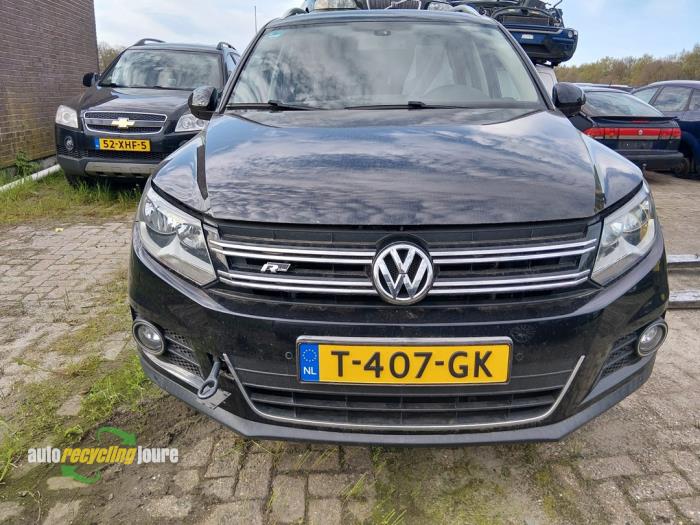 Volkswagen Tiguan 1.4 TSI 16V Vehículo de desguace (2012, Negro)