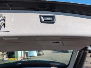 BMW 3 serie Touring 320d 2.0 16V Vehículo de desguace (2013, Gris)
