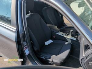 BMW 3 serie Touring 320d 2.0 16V Vehículo de desguace (2013, Gris)