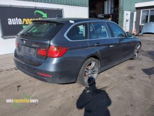 BMW 3 serie Touring 320d 2.0 16V Vehículo de desguace (2013, Gris)