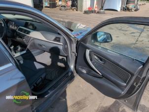 BMW 3 serie Touring 320d 2.0 16V Vehículo de desguace (2013, Gris)