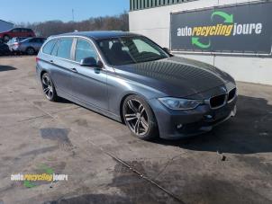 BMW 3 serie Touring 320d 2.0 16V Vehículo de desguace (2013, Gris)